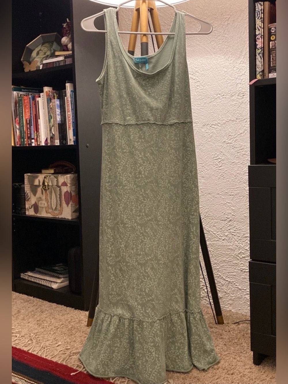 Fresh Produce Elegant Sage Green Sleeveless Dress extra small